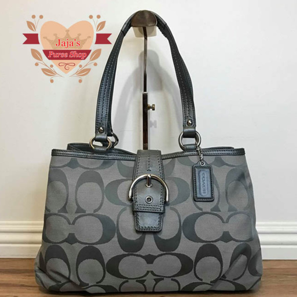 Coach Handbags - 🦝Coach Fabric 3 Compartment Purse🦝